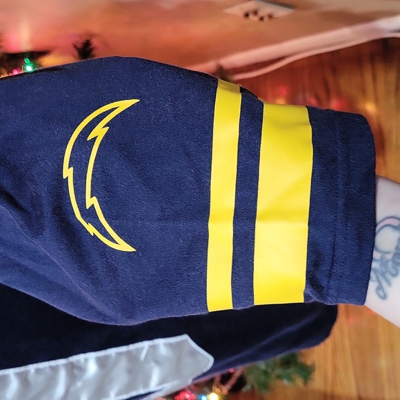 Victoria's Secret PINK Chargers Shirt - Picture 7 of 16